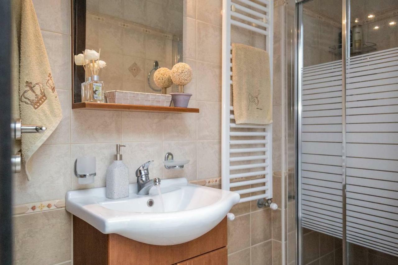 Perfect View Luxury Apartment เอียราเปตรา ภายนอก รูปภาพ